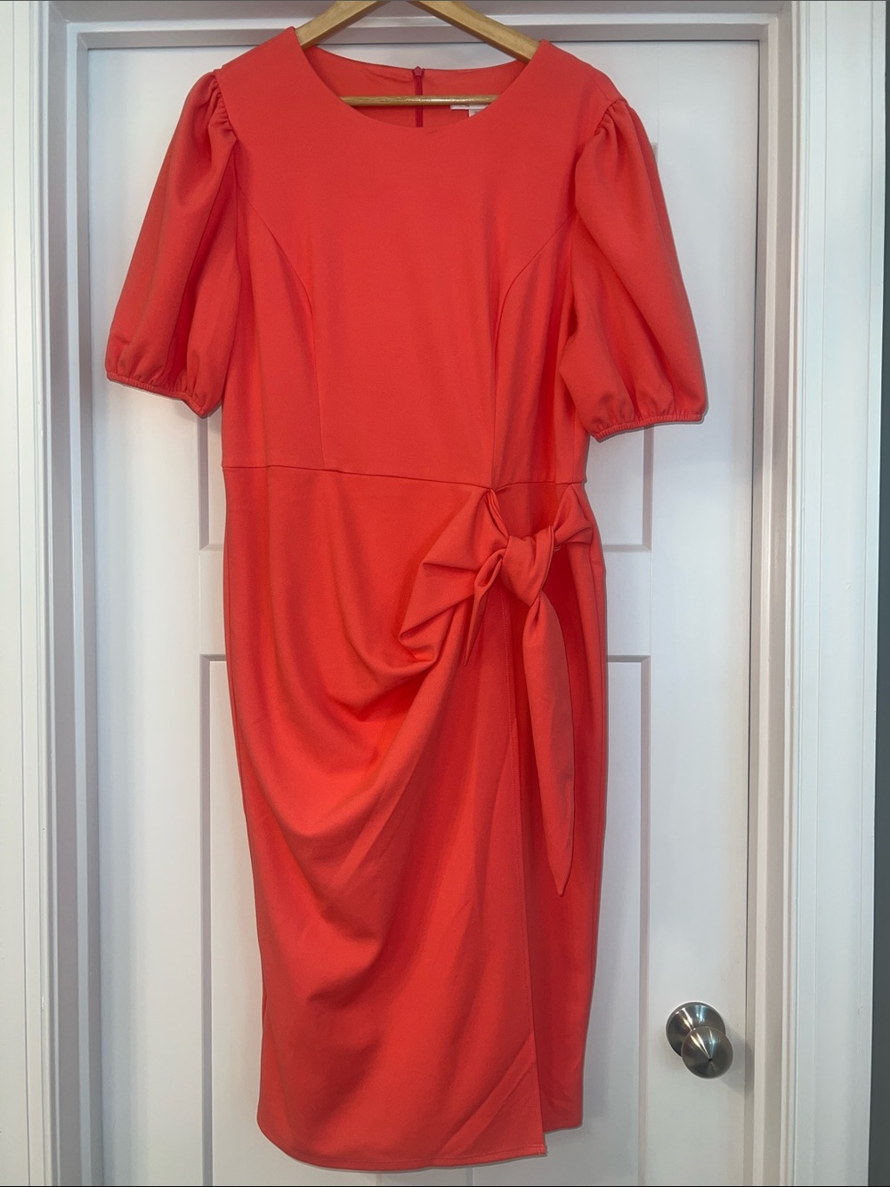 Elegant Orange/Pink-ish Puff-Sleeve Tie-Waist Dress